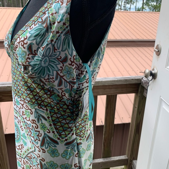 Sleeveless Dress - Picture 7 of 13